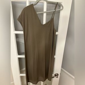Women’s dress
